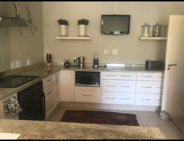 3 BEDROOM SIMPLEX SOLD IN BEVERLEY HILLS